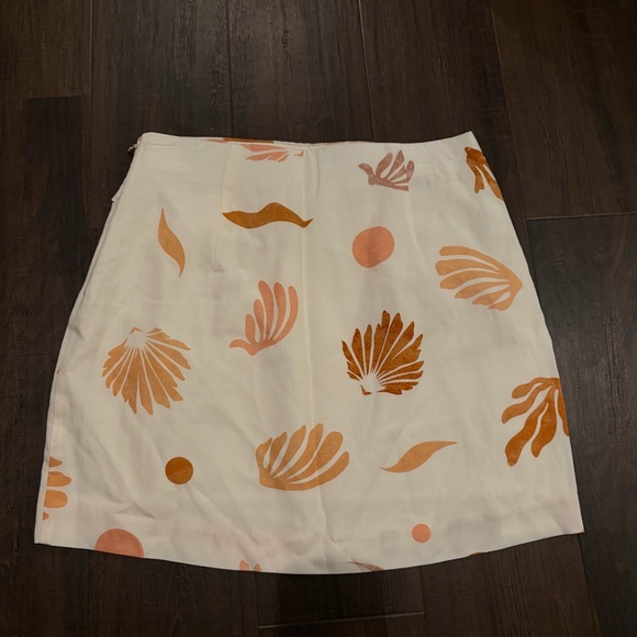 ASTR The Label Desert Print Ruched Mini Skirt Cream Size S - Picture 5 of 7